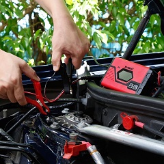 Lee más sobre el artículo Cargadores de Batería para Coche