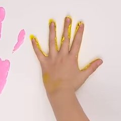 pintura de dedos infantil