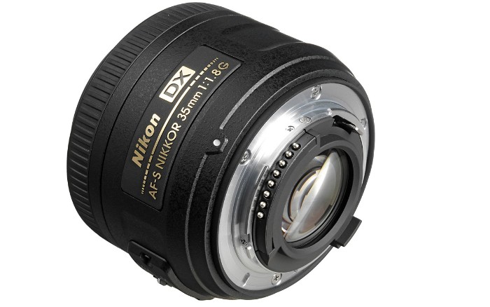 Comprar Nikon 35mm 1.8 DX - Amazon